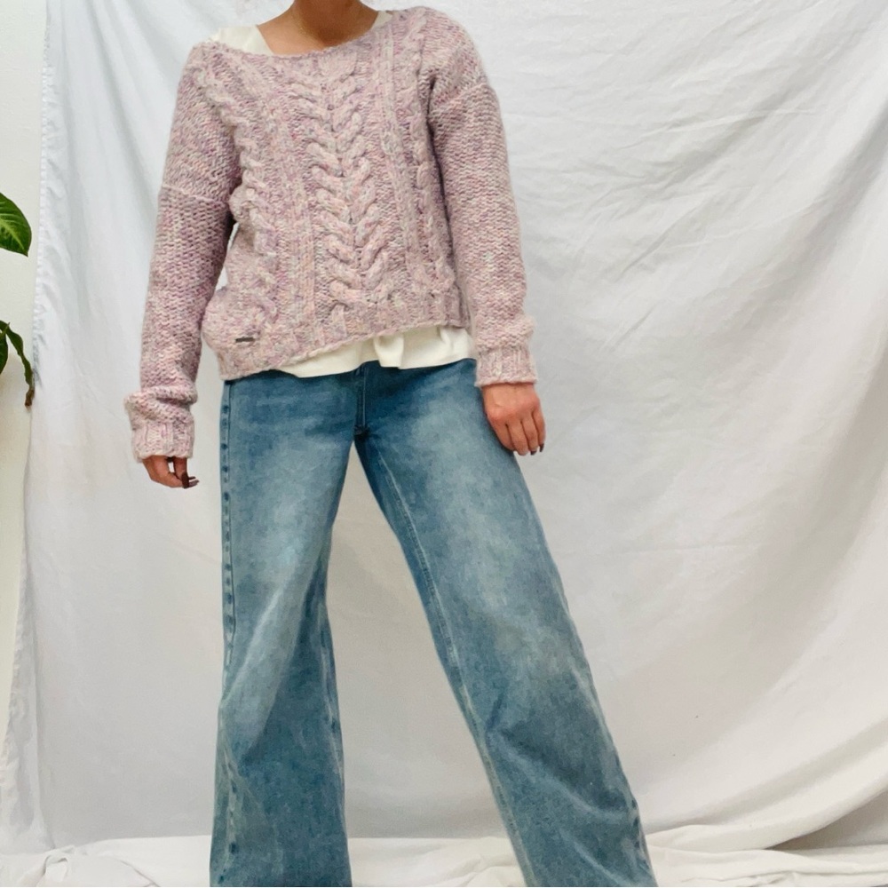 ★ SWEATER ★